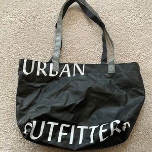 🌻 5/$15 Urban Outfitters tote bag